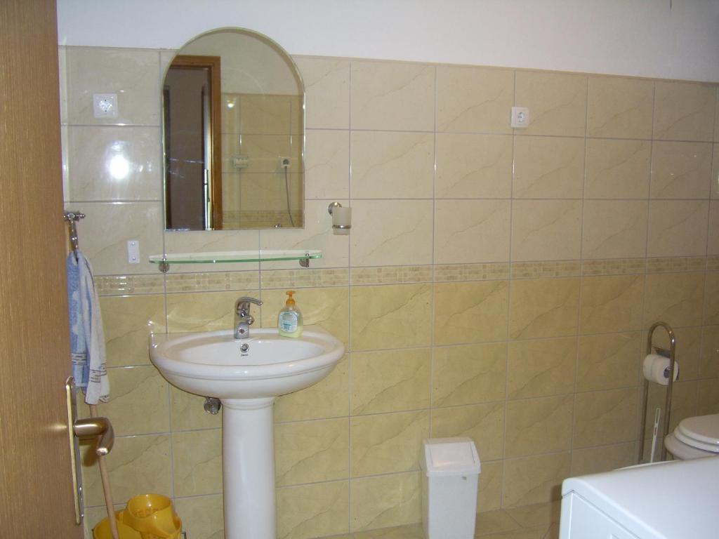 Apartments Villa More Makarska Room photo