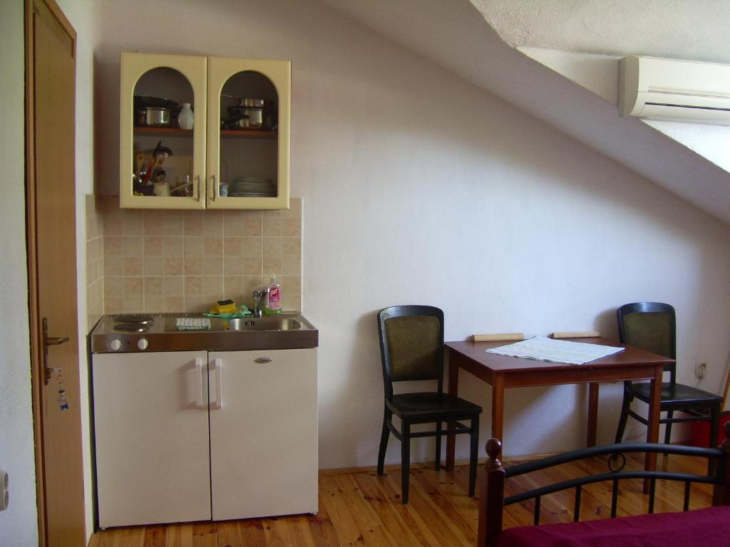 Apartments Villa More Makarska Room photo